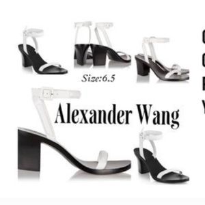⭐️CLASSY BEAUTY❤️Authentic ⭐️🆕Brand NEW Alexander Wang Strappy Sandals.